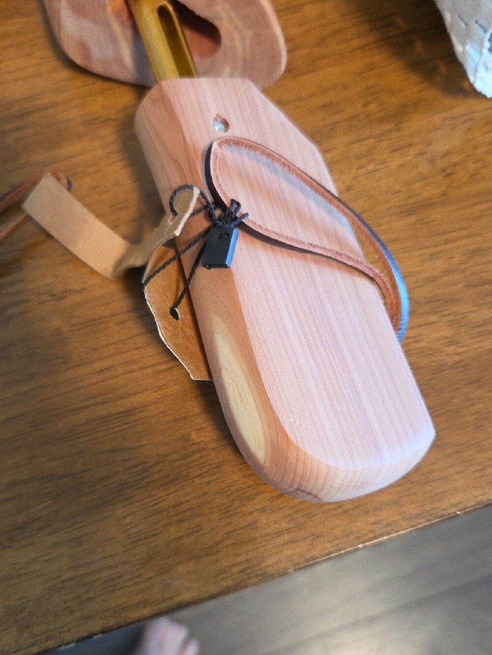 Wooden Cedar Shoe Trees with Brass Adjustable Rods - Natural Cedar - Picture 7 of 8